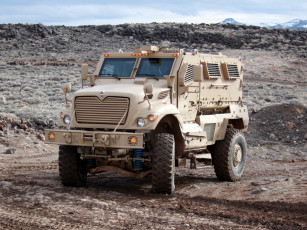 Картинка international+maxxpro+4x4+2007 техника военная+техника военная авто