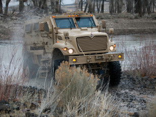обоя international maxxpro 4x4 2007, техника, военная техника, военная, авто