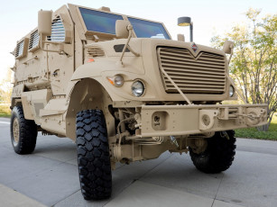 Картинка international+maxxpro+4x4+2007 техника военная+техника авто военная