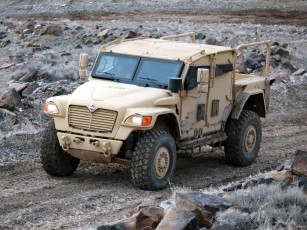 Картинка international+mxt-mva+double+cab 2007 техника военная+техника военная авто