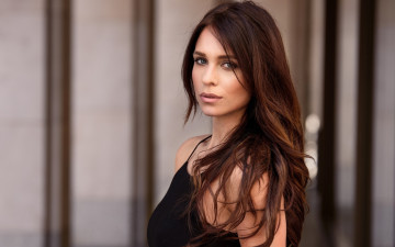 Картинка девушки -unsort+ брюнетки темноволосые взгляд топ шатенка