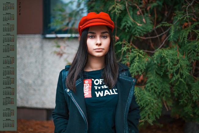 Обои картинки фото календари, девушки, растение, кепка, взгляд, 2018