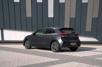 обоя автомобили, kia