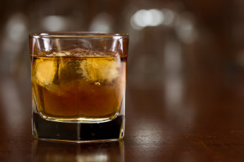 Картинка еда напитки виски лед