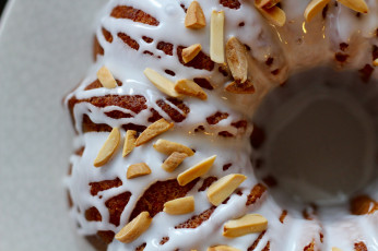 Картинка еда пирожные +кексы +печенье кекс глазурь орехи