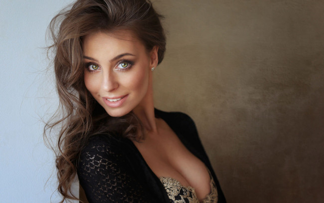 Обои картинки фото anastasiya peredistova, девушки, анастасия передистова, anastasiya, peredistova, анастасия, передистова, шатенка, портрет, лицо, девушка, модель, поза, стройная, сексуальная, взгляд, причёска, флирт, красотка