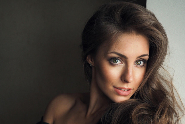 Обои картинки фото anastasiya peredistova, девушки, анастасия передистова, anastasiya, peredistova, анастасия, передистова, шатенка, портрет, лицо, девушка, модель, поза, стройная, сексуальная, взгляд, причёска, флирт, красотка