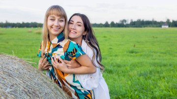 Картинка девушки -+группа+девушек arete yeva