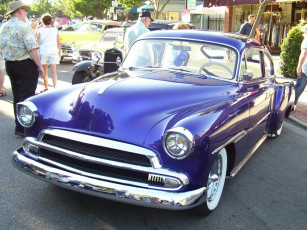 Картинка автомобили классика