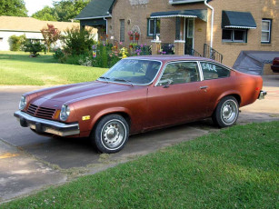 Картинка автомобили выставки уличные фото