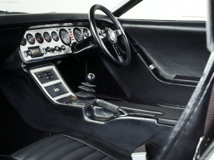 Картинка автомобили интерьеры