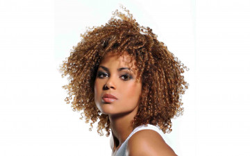 Картинка -Unsort+Лица+Портреты девушки unsort лица портреты кудряшки волосы лицо