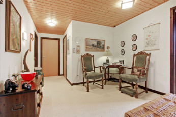 Картинка интерьер другое стол стулья