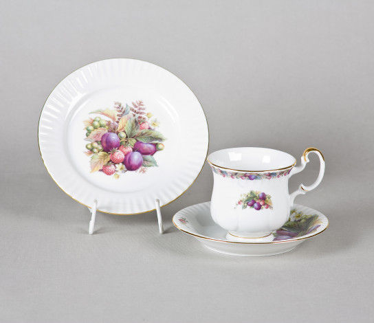 Обои картинки фото разное, посуда, столовые, приборы, кухонная, утварь, фарфор, тарелка, чашка