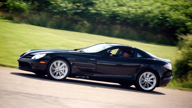 Обои картинки фото mercedes, slr, автомобили, benz, автомобиль, скорость, мощь, стиль
