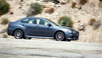 обоя mitsubishi lancer evolution, автомобили, mitsubishi, частная, компания, group, Япония, токио