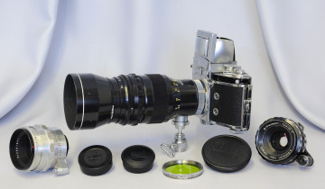 Картинка бренды -+другое камера фон exakta varex iia