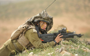 Картинка оружие армия спецназ боец tar-21 tavor