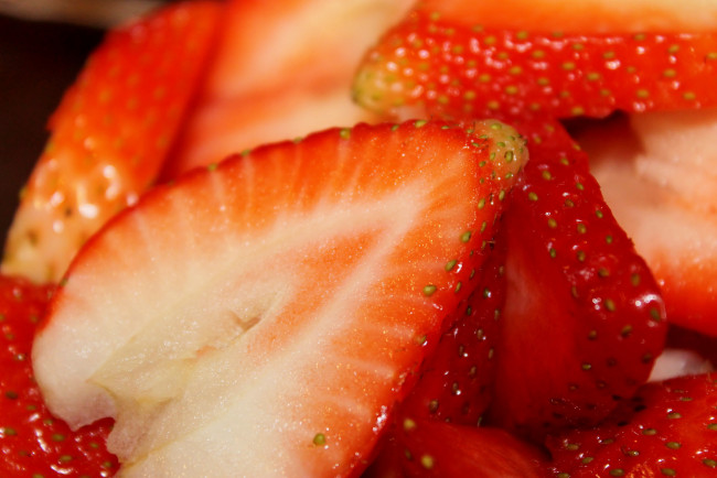 Обои картинки фото еда, клубника,  земляника, ягоды, земляника