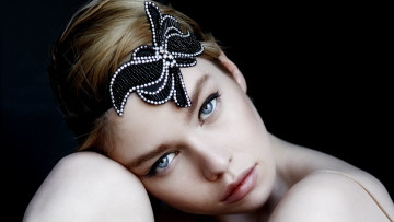 Картинка stella+maxwell девушки stella maxwell бабочка портрет лицо девушка модель блондинка красотка красавица флирт стройная фигура сексуальная секси поза взгляд макияж