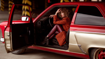 Картинка автомобили -авто+с+девушками девушка шатенка сексуальная милая модель красивая супер сладкая лапочка симпатичная классная нежная идеальная няша яркая игривая великолепная обаятельная жгучая спокойная удивительная