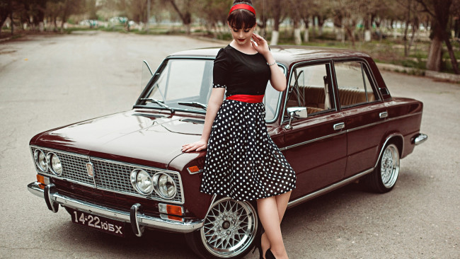 Обои картинки фото автомобили, -авто с девушками, девушка, брюнетка, сексуальная, милая, модель, красивая, супер, сладкая, лапочка, симпатичная, классная, нежная, идеальная, няша, яркая, игривая, великолепная, обаятельная, жгучая, спокойная, удивительная