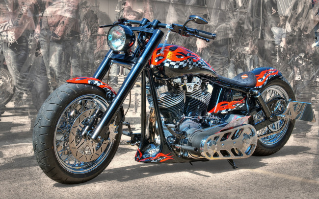 Обои картинки фото мотоциклы, customs, кастомизированный, тюнингованый, мотоцикл, крутой, байк, железный, конь, который, даёт, свободу, ветер, в, лицо, и, волосы, по, ветру
