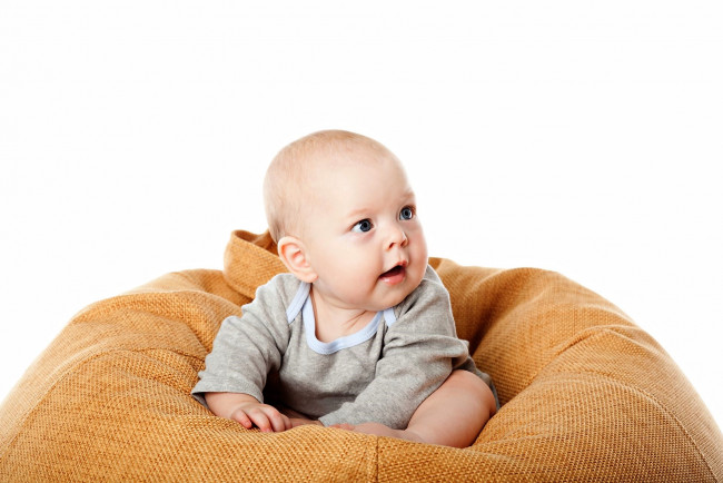 Обои картинки фото разное, дети, ребенок, пуфик