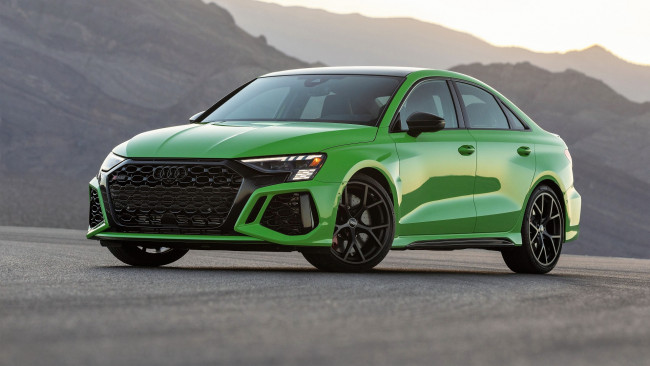 Обои картинки фото audi rs 3 sedan 2023, автомобили, audi, зеленый, горы