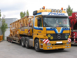 Картинка mercedes автомобили trucks