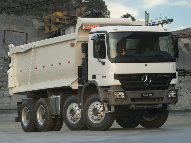 Обои картинки фото автомобили, mercedes, trucks