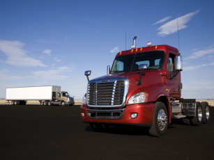 Картинка автомобили freightliner