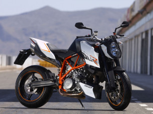 Картинка мотоциклы ktm