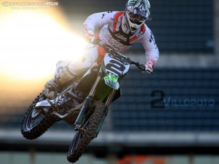 Картинка спорт мотокросс