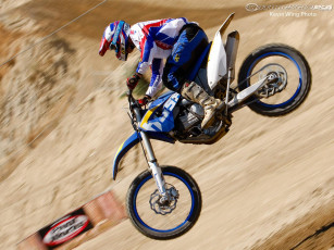 Картинка спорт мотокросс