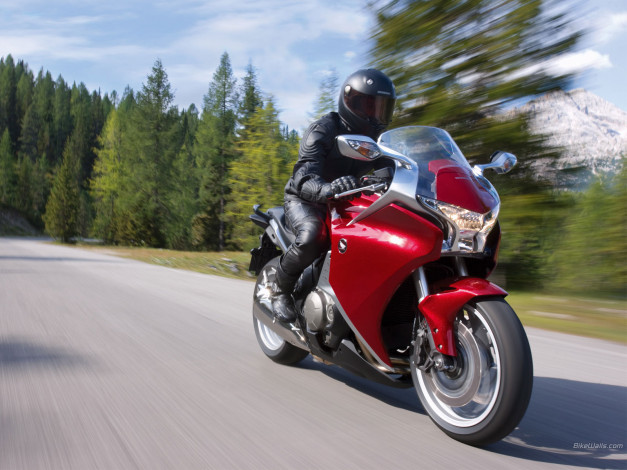 Обои картинки фото мотоциклы, honda