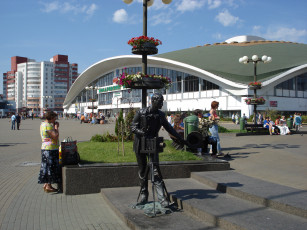 Картинка города минск беларусь комаровский рынок