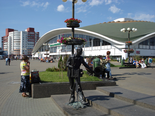 Обои картинки фото города, минск, беларусь, комаровский, рынок