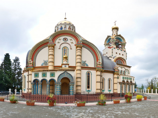 Обои картинки фото храм святого князя владимира, города, сочи , россия, храм, сочи, православие, церковь, святого, князя, владимира