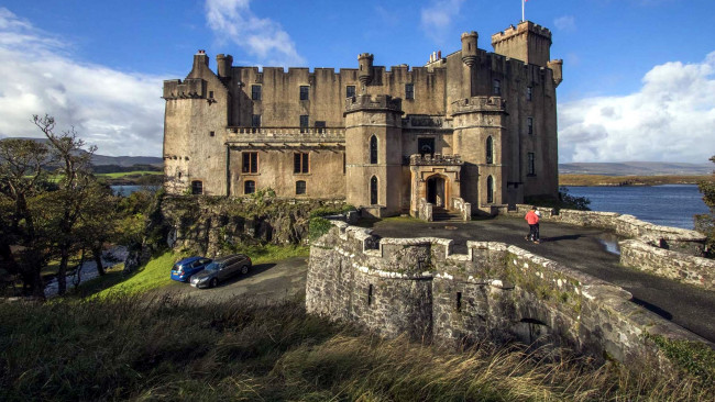 Обои картинки фото dunvegan castle, scotland, города, замки англии, dunvegan, castle