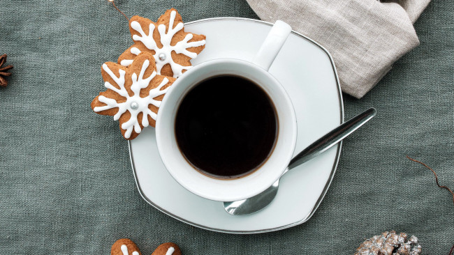 Обои картинки фото еда, кофе,  кофейные зёрна, чашка, печенье