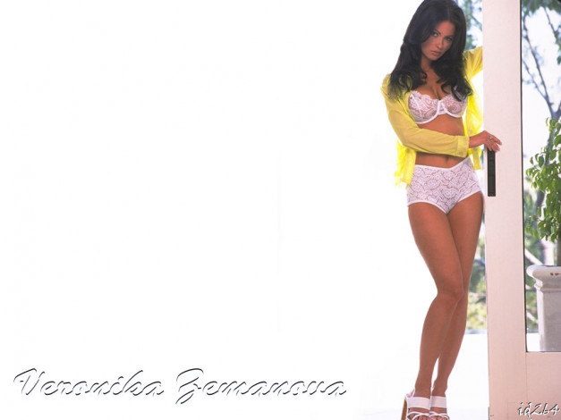 Обои картинки фото Veronica Zemanova, девушки