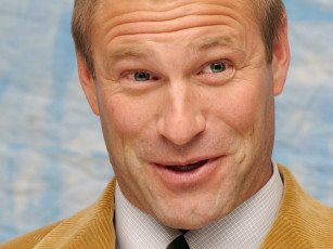 Картинка aaron eckhart мужчины