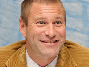 Картинка aaron eckhart мужчины