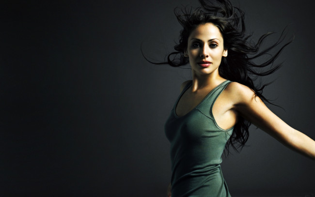 Обои картинки фото музыка, natalie, imbruglia, майка