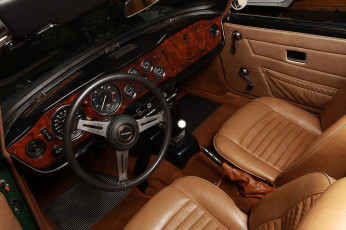 Картинка 1975+triumph+tr6 автомобили спидометры торпедо triumph
