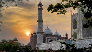 Картинка atardecer+en+el+taj+mahal города тадж-махал+ индия мавзолей мечеть
