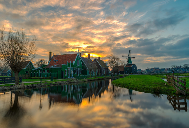 Обои картинки фото города, - пейзажи, река, ветряк