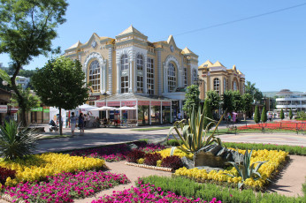 Картинка кисловодск города -+улицы +площади +набережные здания россия город клумбы