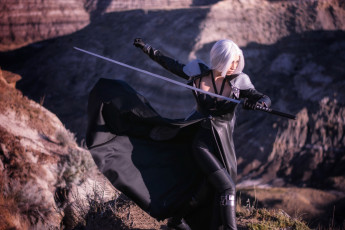 Картинка девушки -unsort+ девушки+с+оружием униформа меч фон девушка